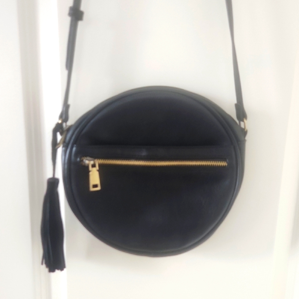 Antik Kraft Black Crossbody Bag